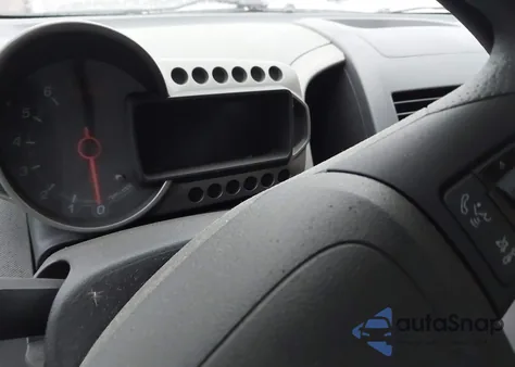 2013 Chevrolet Sonic Lt Manual from USA, damaged, VIN 1G1JD6SG3D4156305